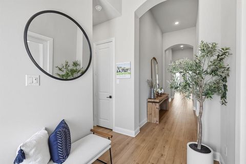 Tiny photo for 2016 Strolling Way, Argyle, TX 76226 (MLS # 21175466)