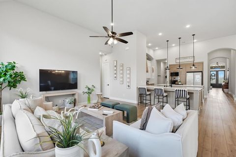 Tiny photo for 2016 Strolling Way, Argyle, TX 76226 (MLS # 21175466)