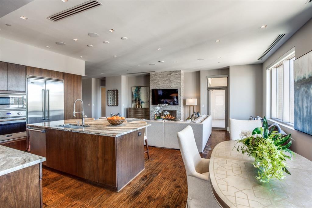 Residences/Stoneleigh - Residential