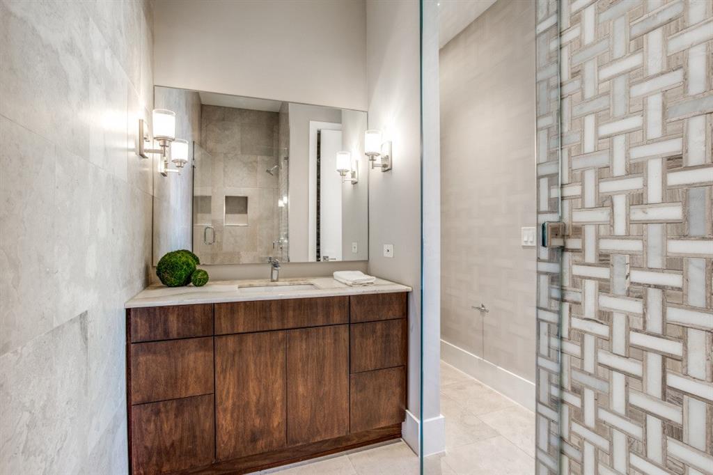 Residences/Stoneleigh - Residential