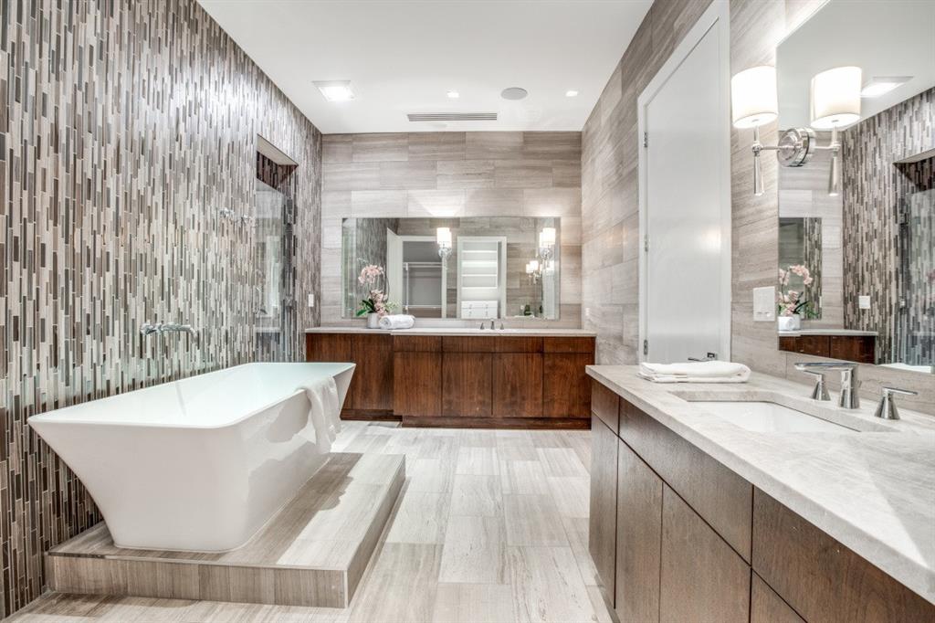 Residences/Stoneleigh - Residential