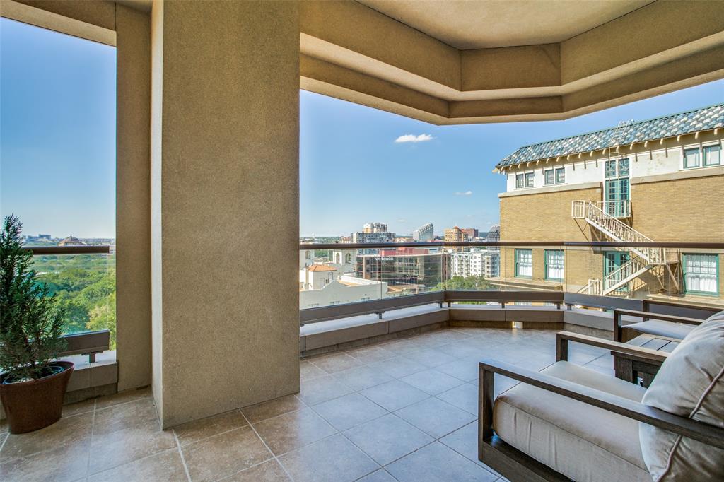 Residences/Stoneleigh - Residential