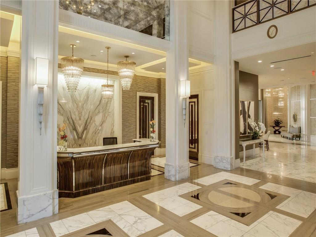 Residences/Stoneleigh - Residential