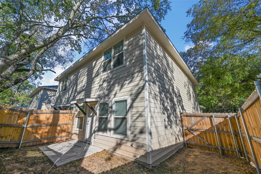 JP Simpson - Residential Lease