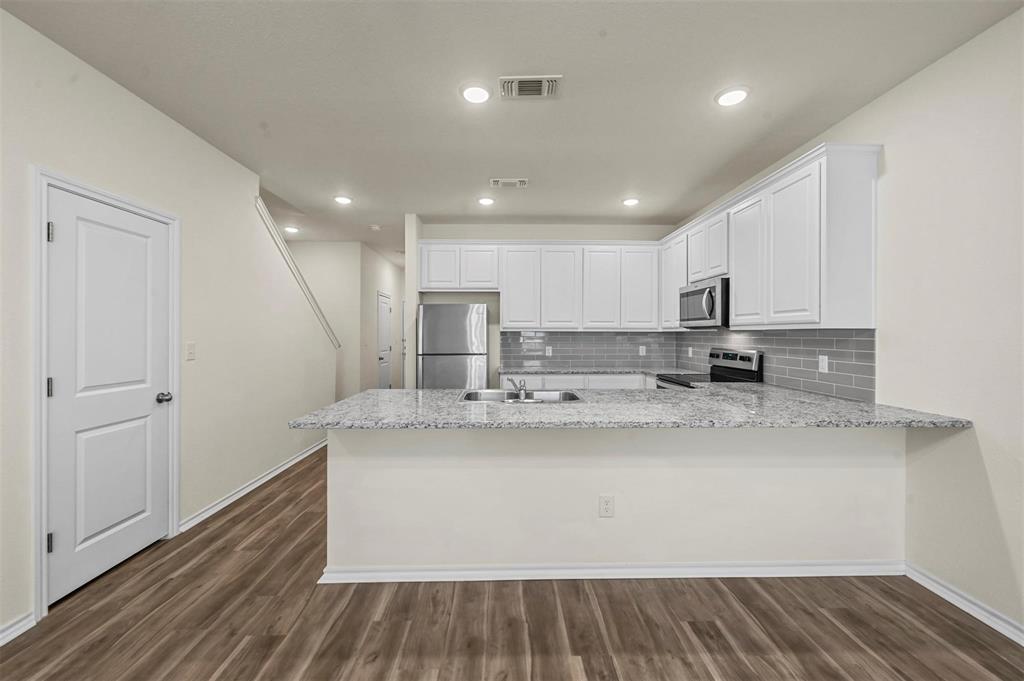 JP Simpson - Residential Lease