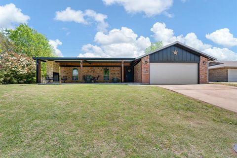 811 Ridgeway Road Joshua TX 76058