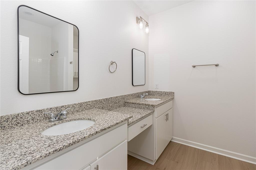 KAYWOOD - Residential