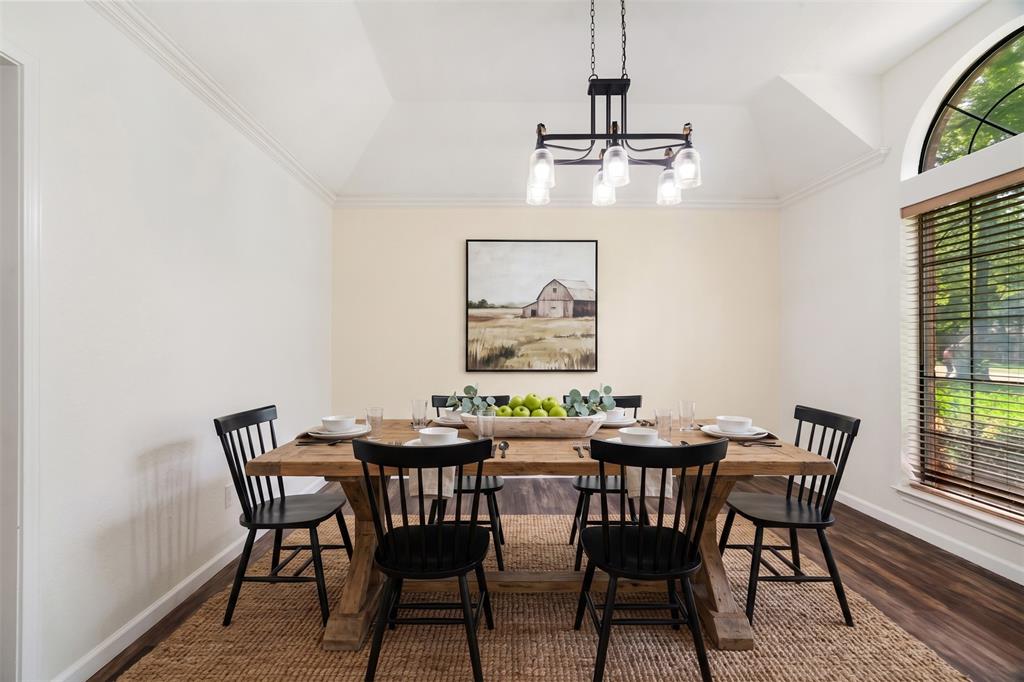 212 Wooded Hills Drive