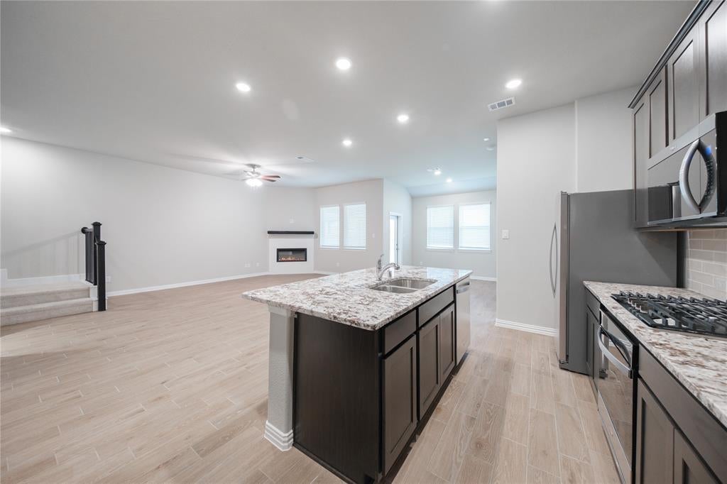 3032 Hollybrook Lane