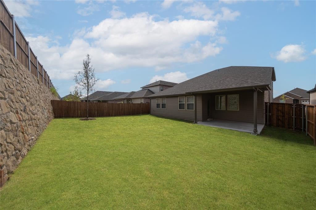 3032 Hollybrook Lane