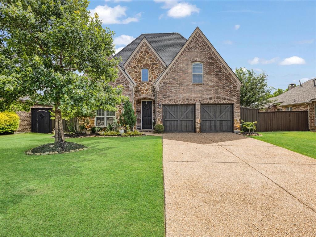 1120 Golden Sunset Court
