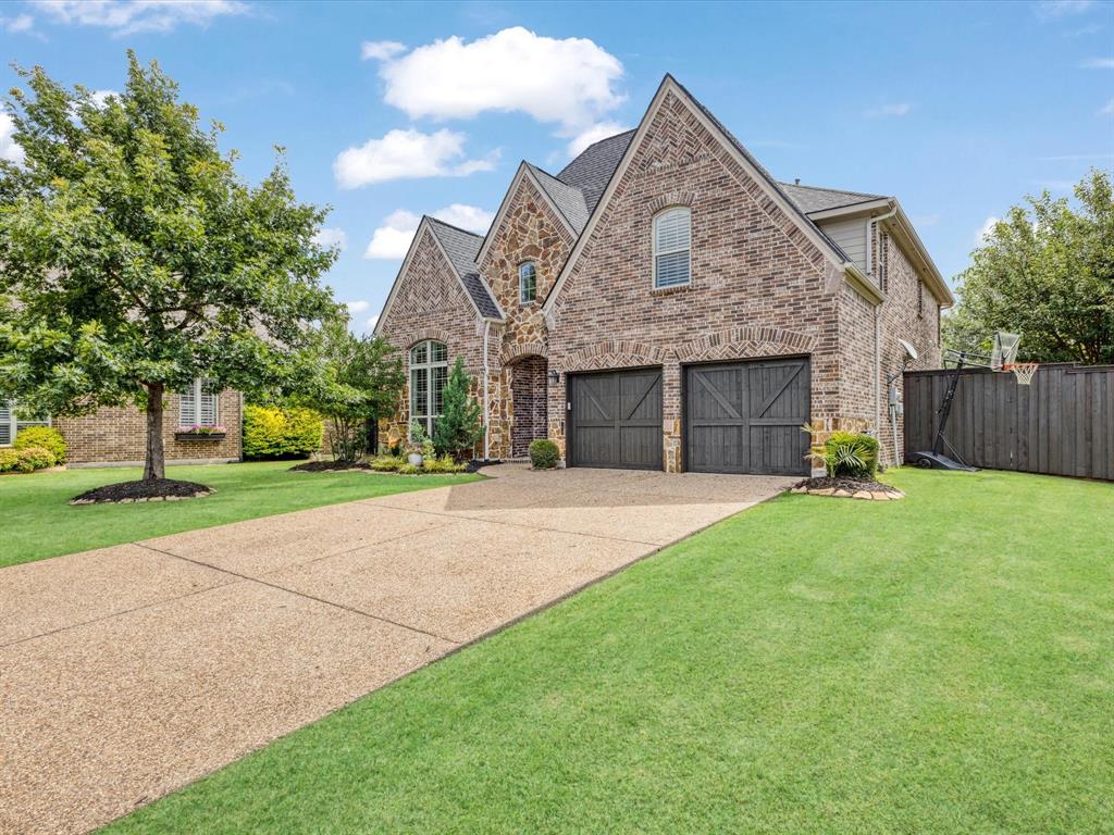 1120 Golden Sunset Court