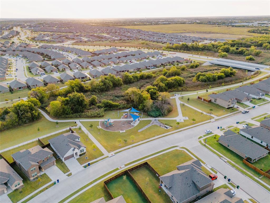 Williamsburg - Residential Lease