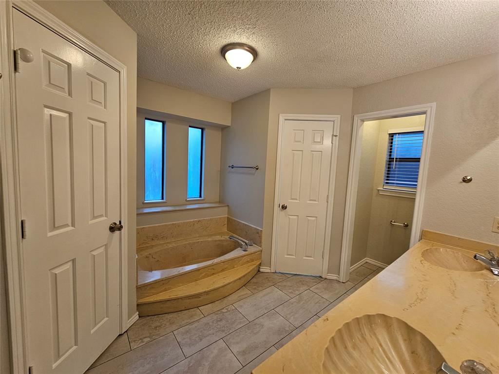 Stonebrook Estates Add - Residential Lease