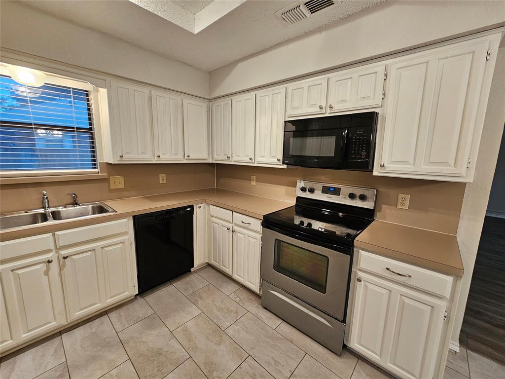 Stonebrook Estates Add - Residential Lease