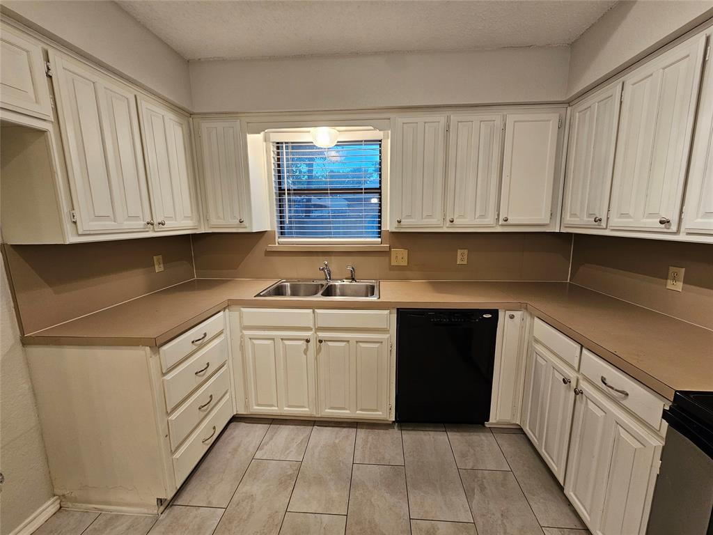 Stonebrook Estates Add - Residential Lease