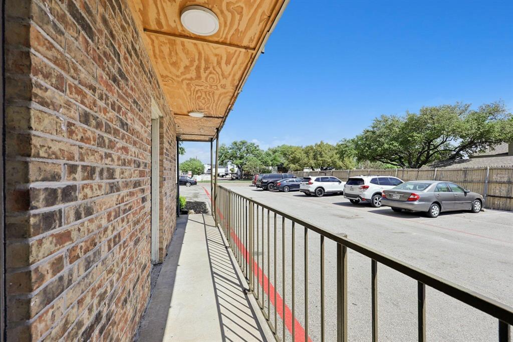 Royal Lane Highlands Condos - Residential