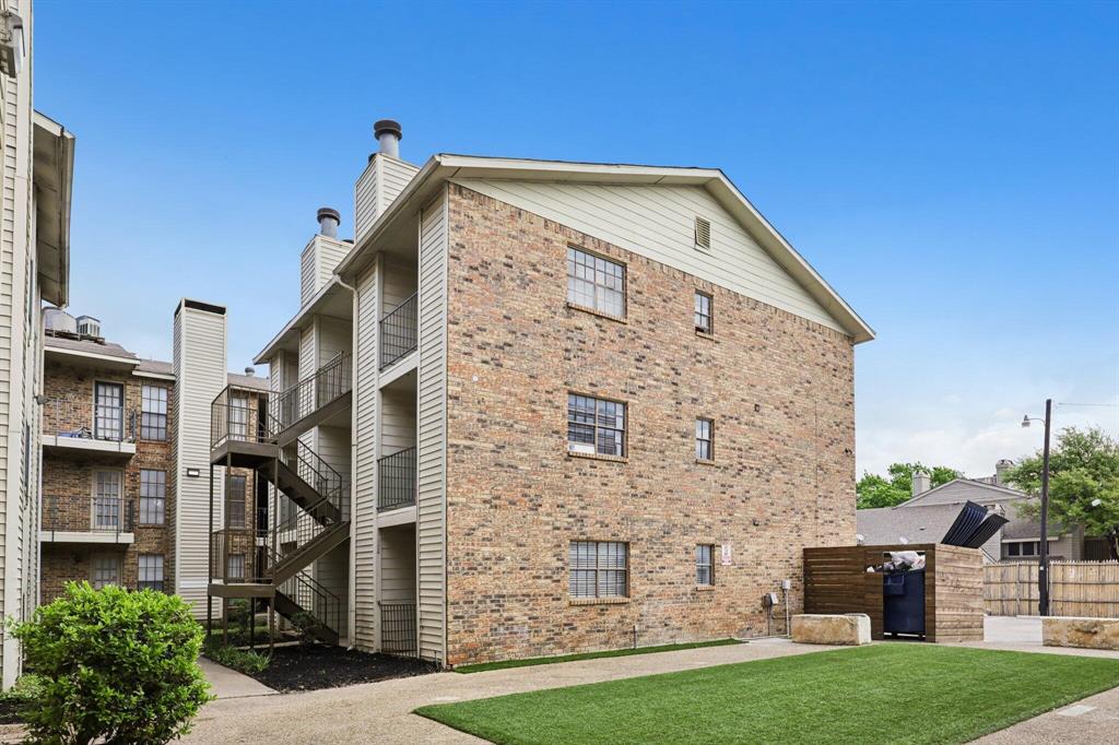 Royal Lane Highlands Condos - Residential