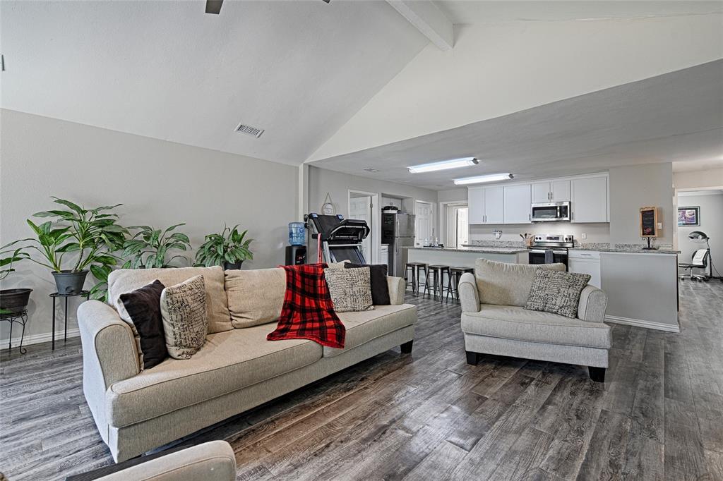 1301 Devonshire Lane