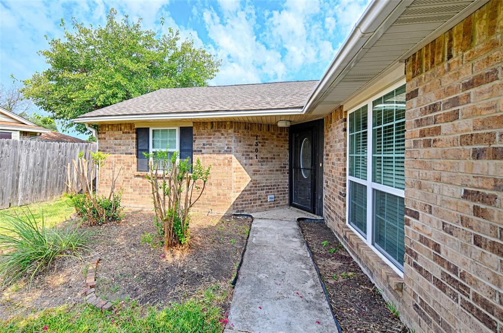 1301 Devonshire Lane