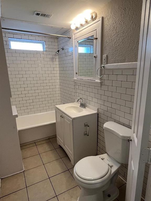 Dallas, Texas 75208, United States, 1 Bedroom Bedrooms, ,1 BathroomBathrooms,Residential,Active,187483
