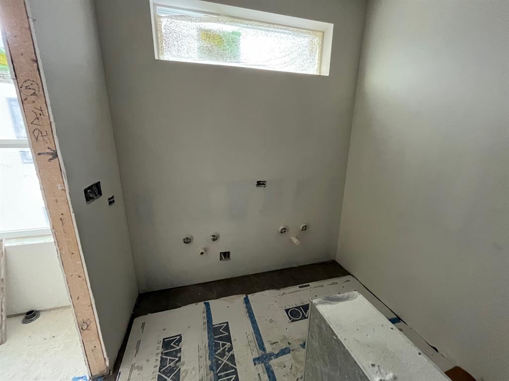 MAPLEWOOD NO 1 - Residential Income