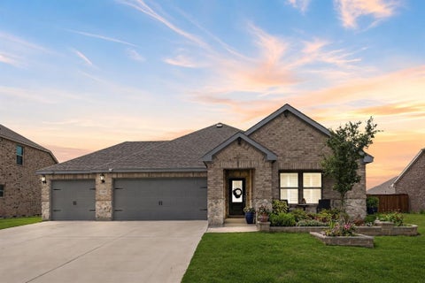 Photo of 14021 Cygnus Drive, Haslet, TX 76052 (MLS # 21284070)