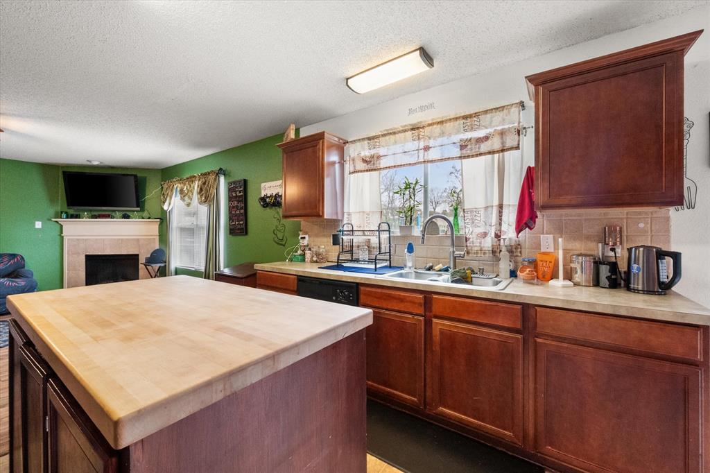 Village Meadows Add - Residential