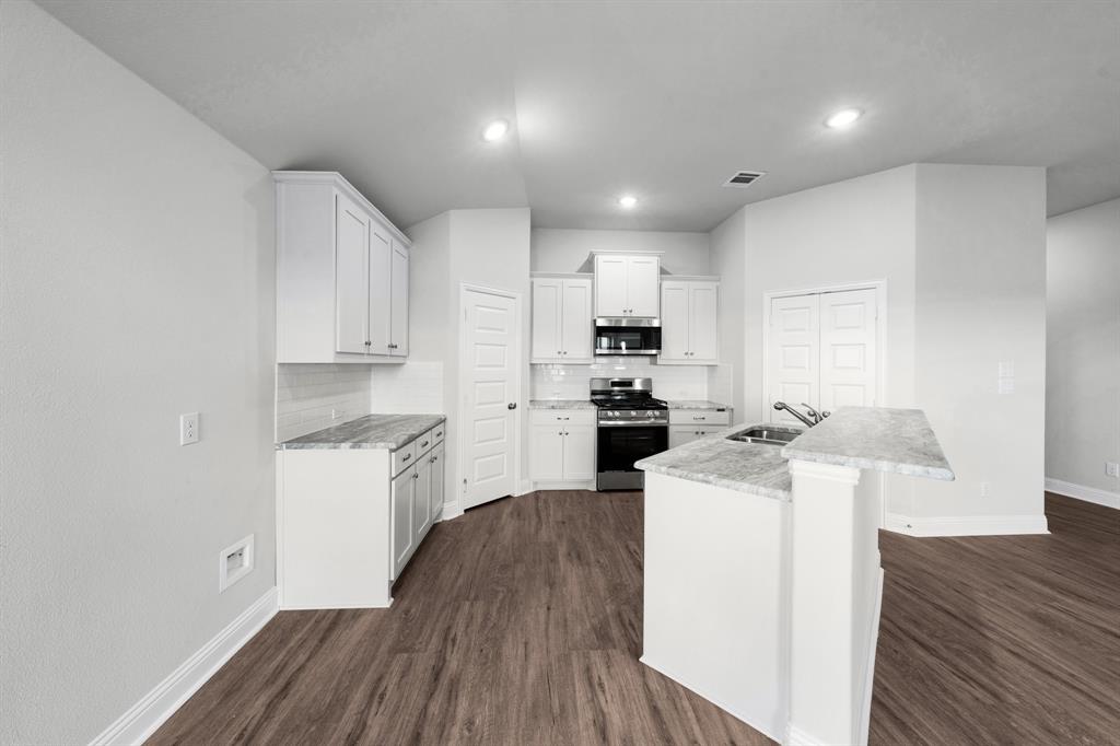 3808 Arrowchop Drive