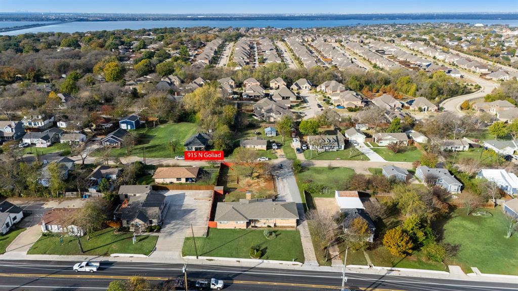 915 N Goliad Street