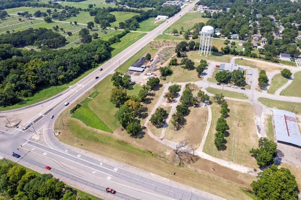 Westside N Tx-121 Highway