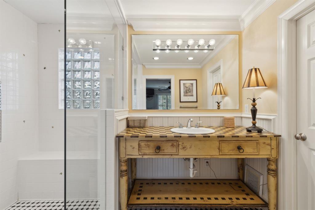 GREENWAY CREST - Residential