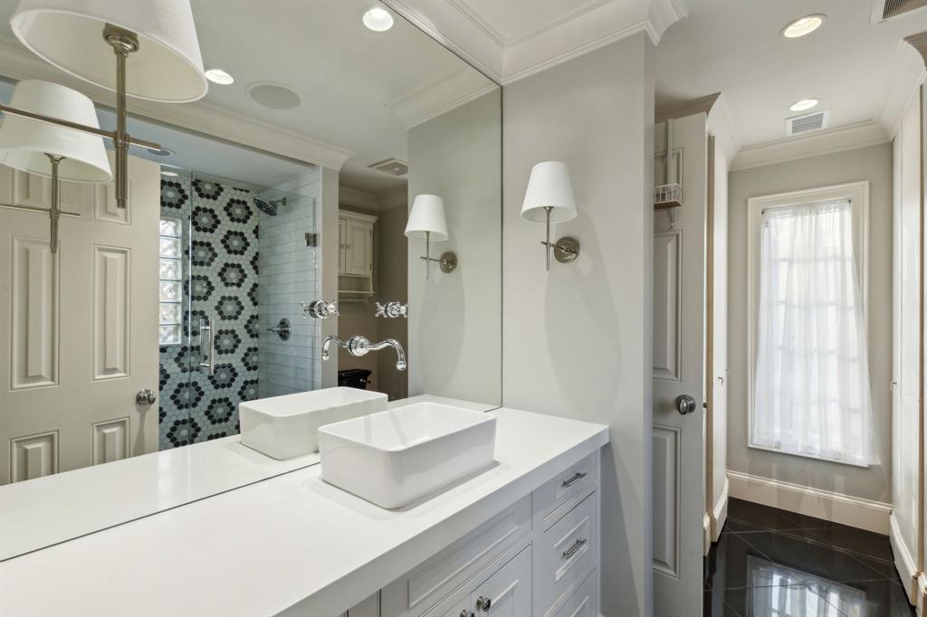 GREENWAY CREST - Residential