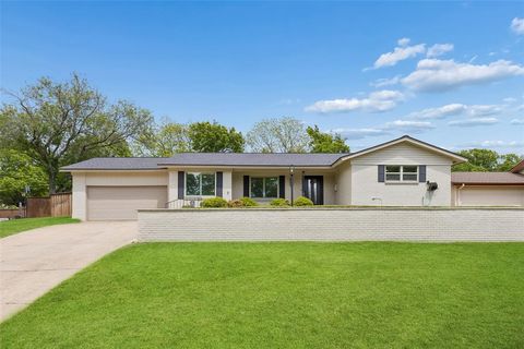 Photo of 3920 Georgian Drive, Haltom City, TX 76117 (MLS # 21227710)