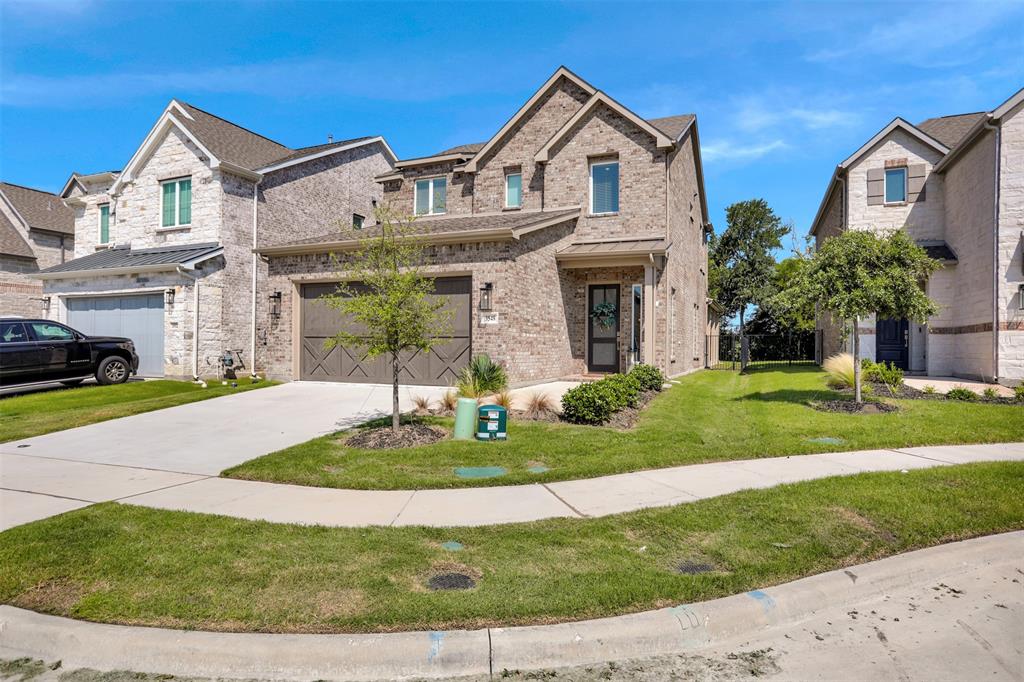 3548 Golden Bell Court