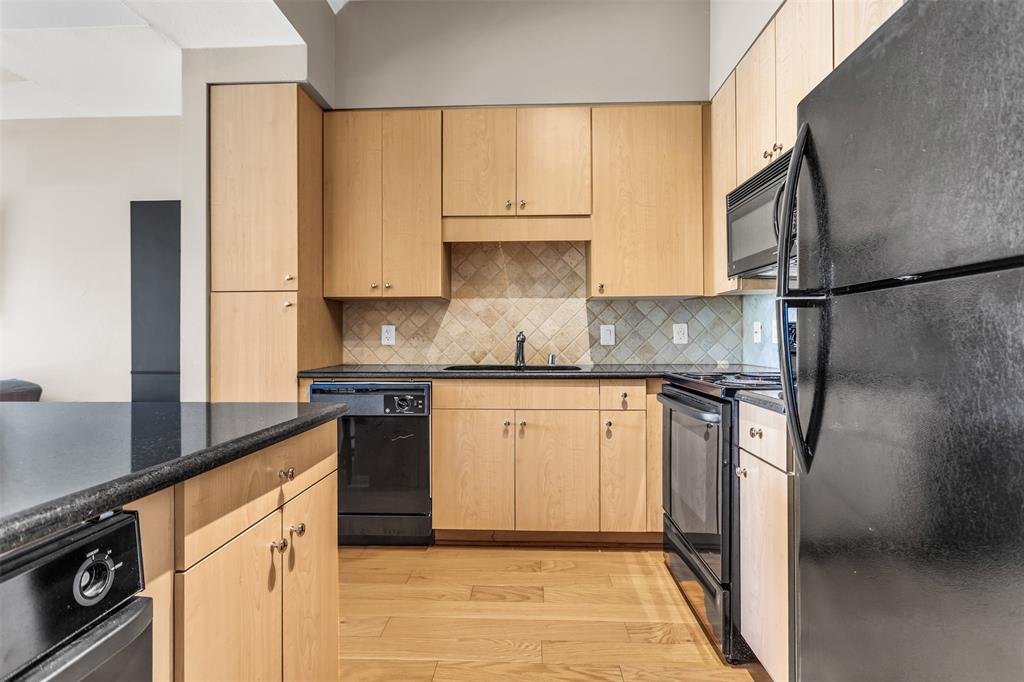 Renaissance On Turtle Creek Condo - Residential