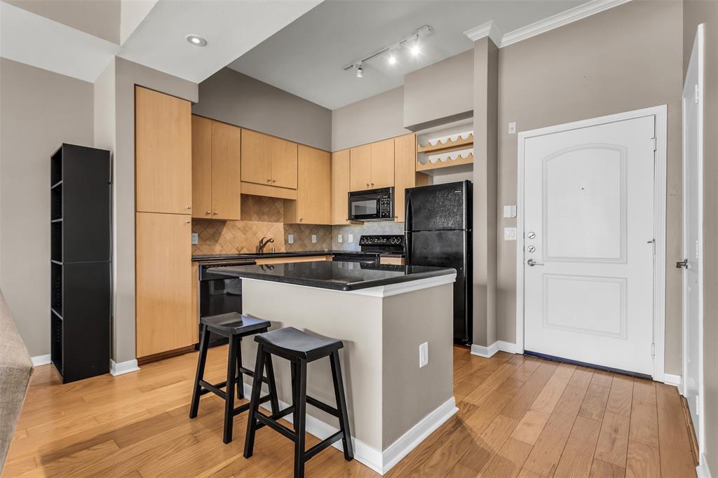 Renaissance On Turtle Creek Condo - Residential