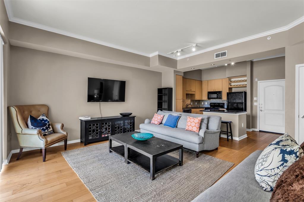 Renaissance On Turtle Creek Condo - Residential