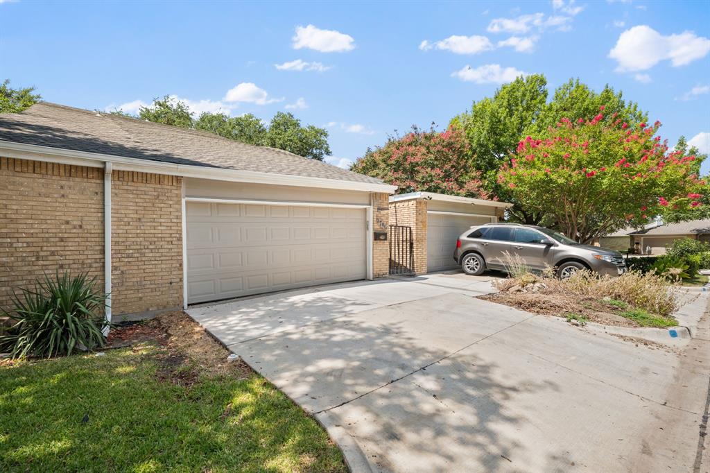 2706 Creek Wood Court
