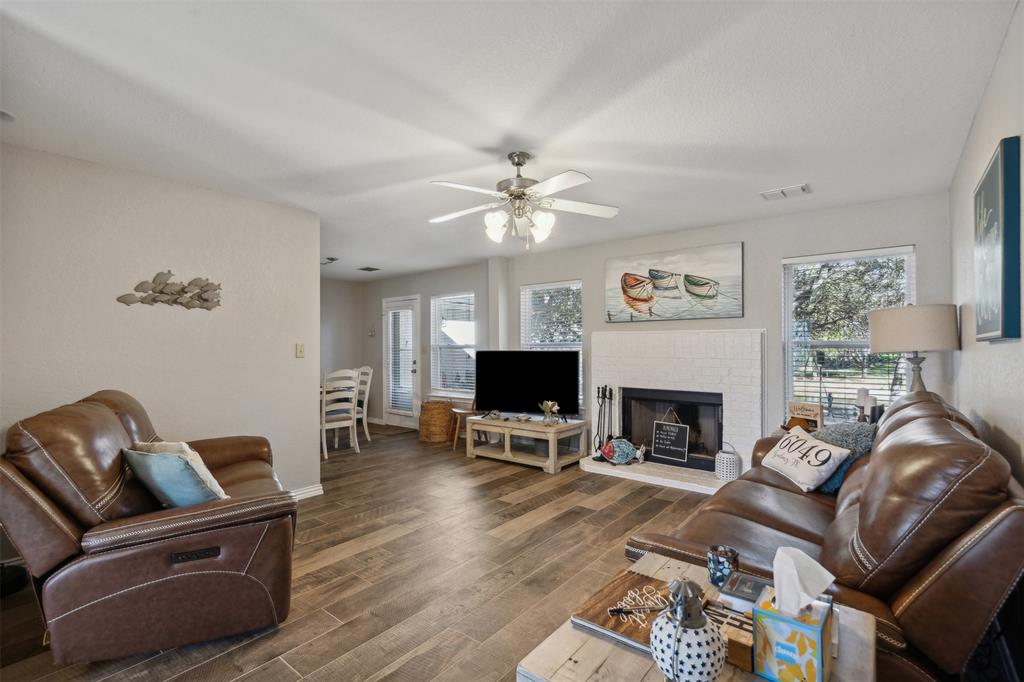 416 Granada Calle Court