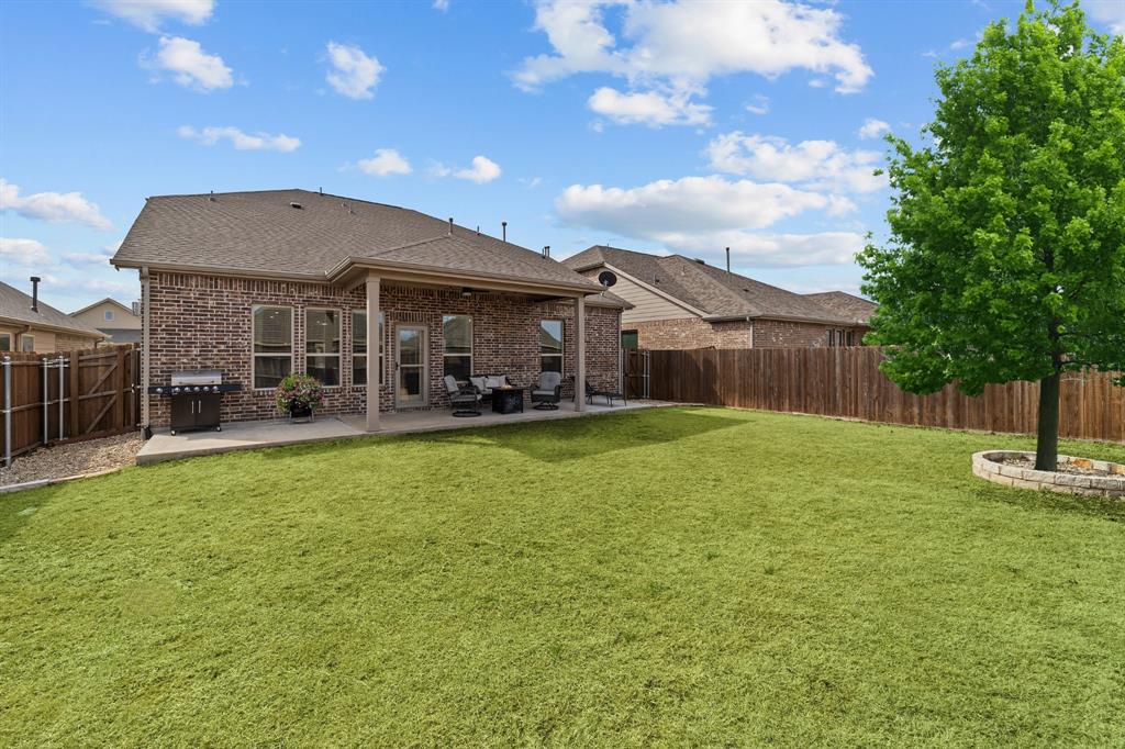 910 Blackhawk Drive