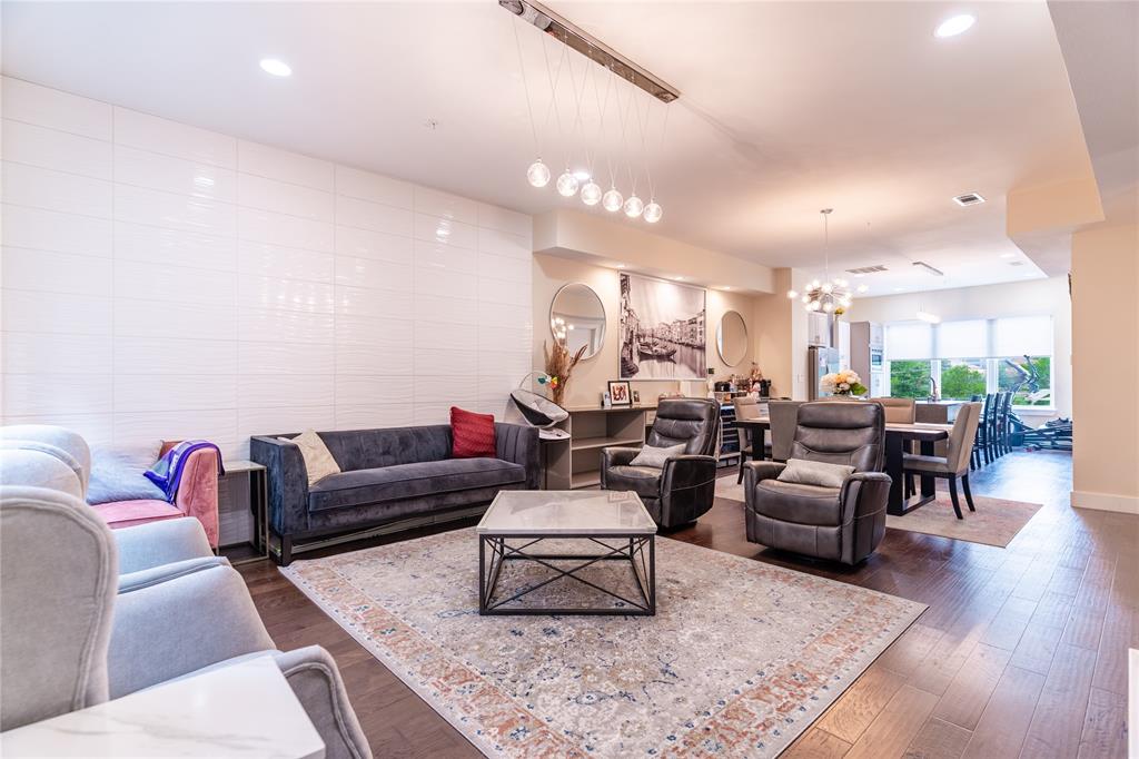 4060 Spring Valley Road 105