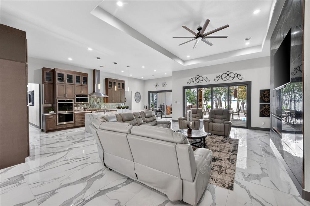 The Shores On Richland Chamb - Residential