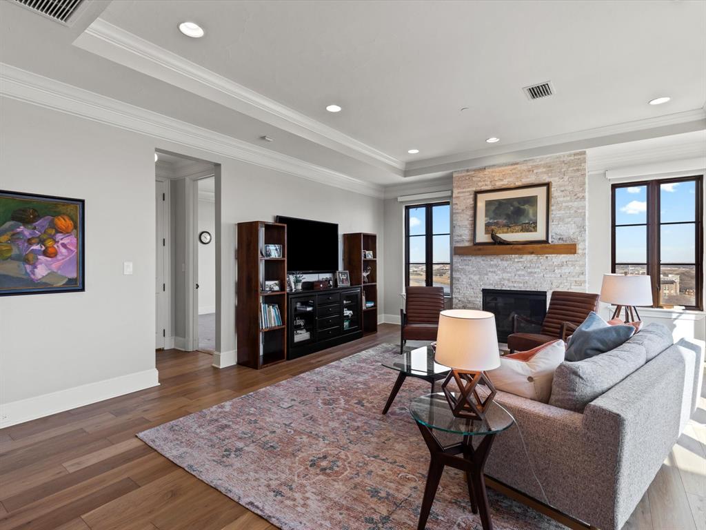 Villa De Leon Condo - Residential Lease