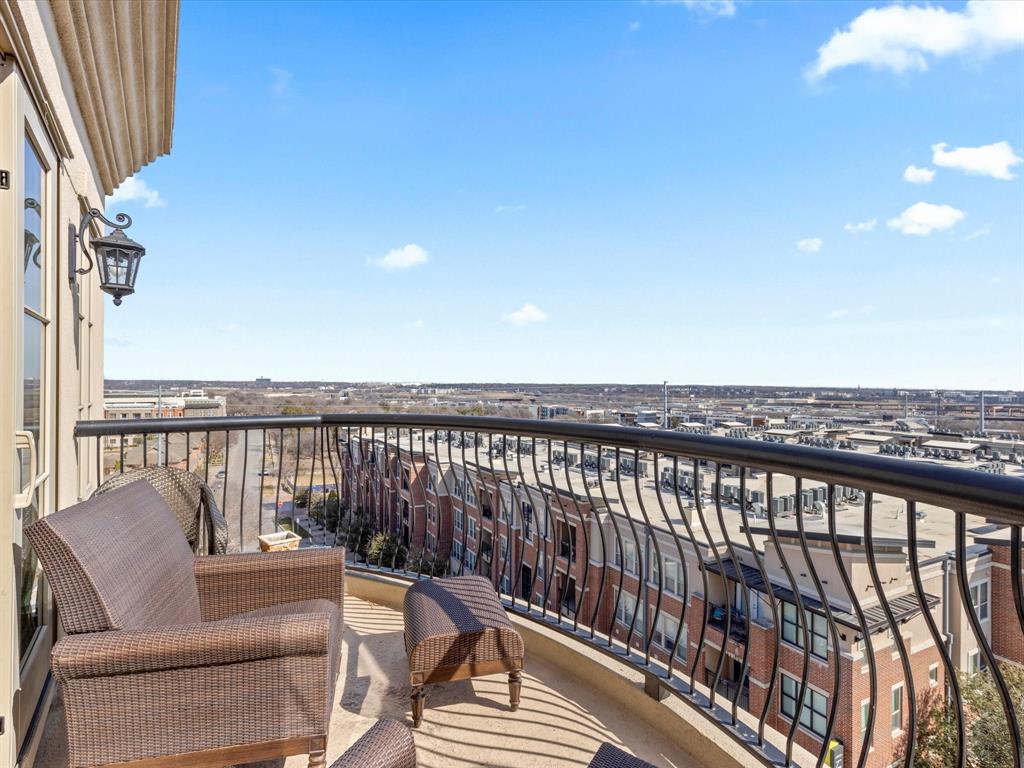 Villa De Leon Condo - Residential Lease