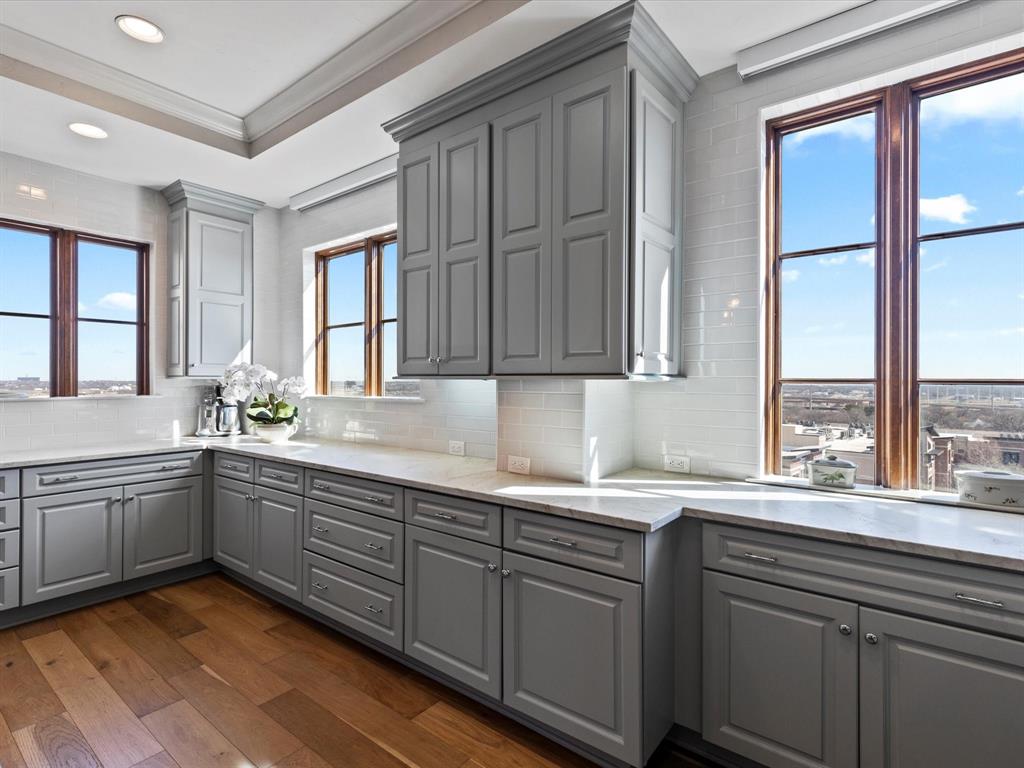 Villa De Leon Condo - Residential Lease