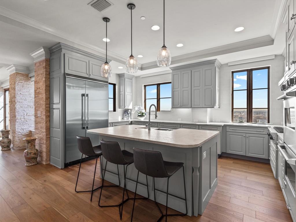 Villa De Leon Condo - Residential Lease