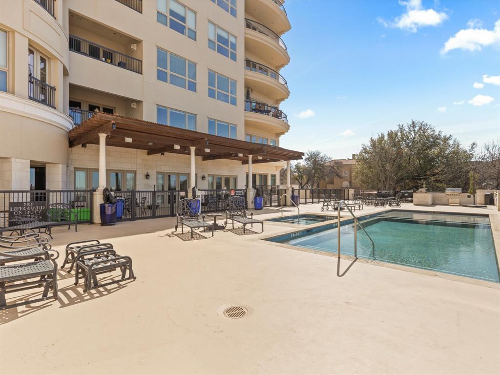 Villa De Leon Condo - Residential Lease