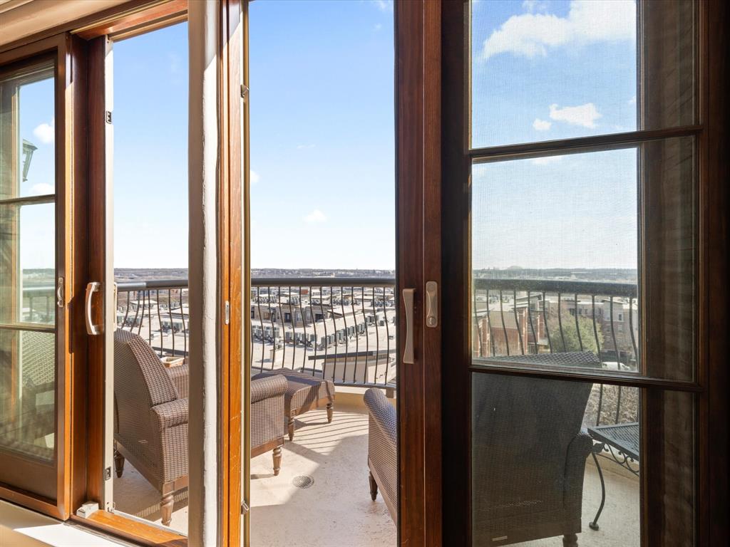 Villa De Leon Condo - Residential Lease