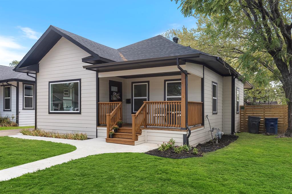 920 S Montreal Avenue